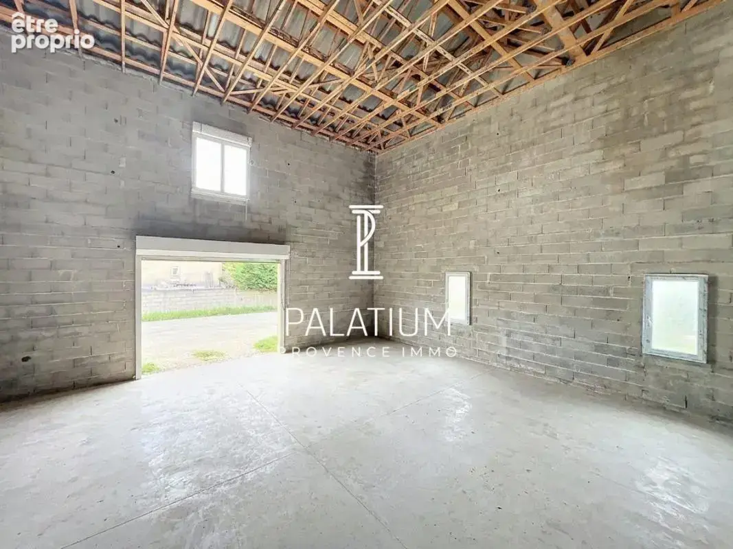 Maison d'habitation de 145 m2 et entrepôt de 82 m2 - photo 17