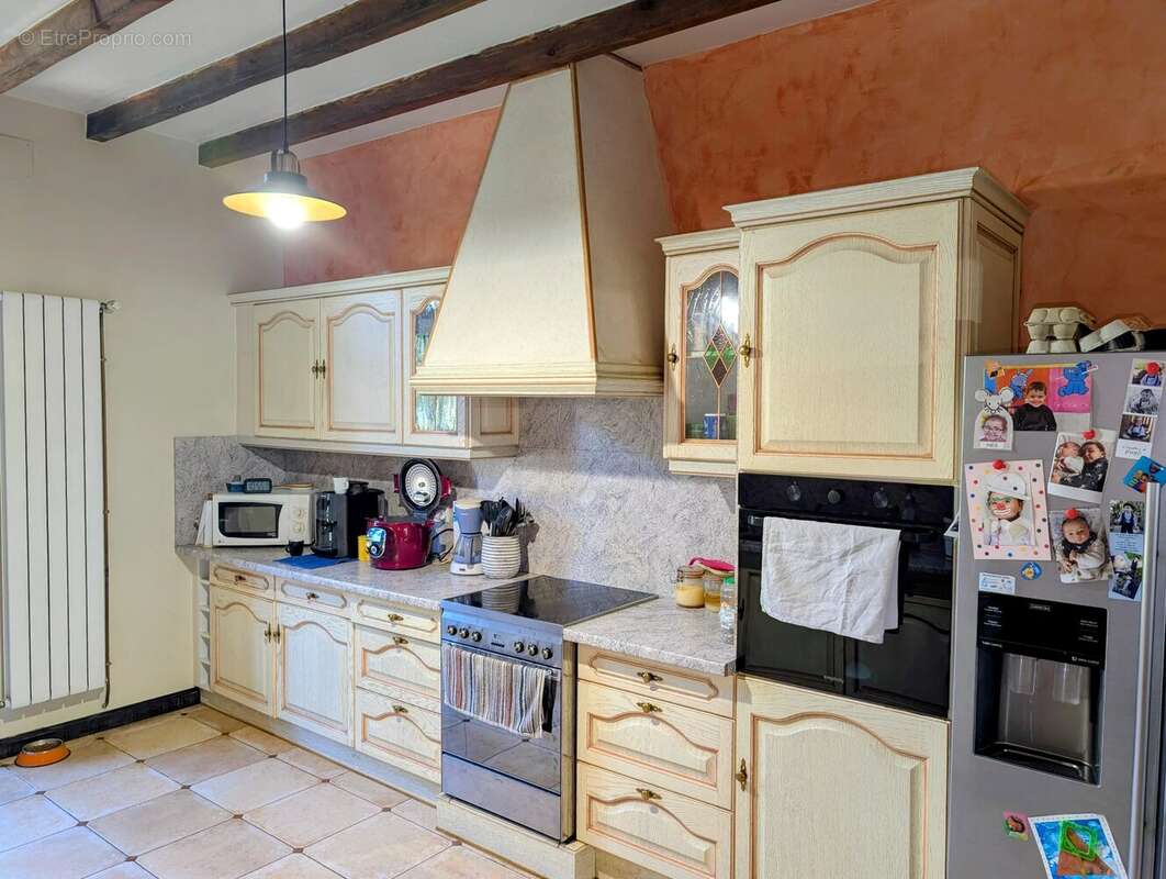 Grande maison à la campagne avec dépendance - photo 4