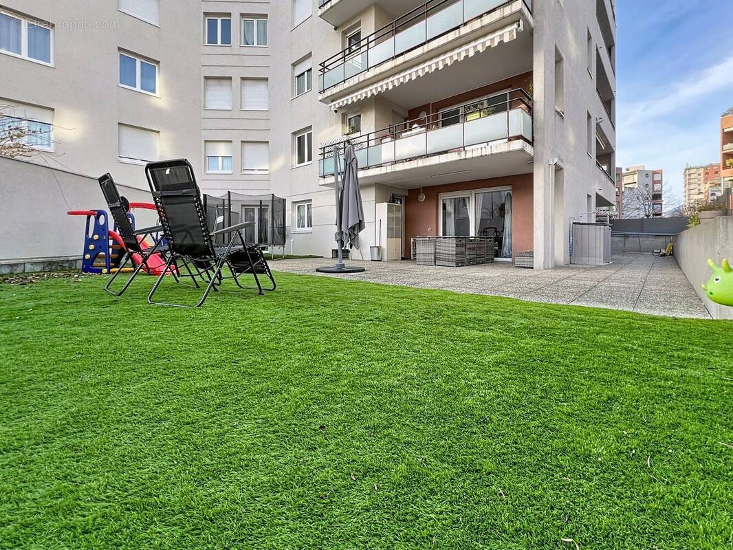 Appartement à ECHIROLLES