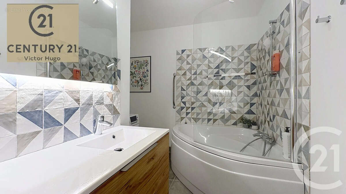 Appartement 104 m² à Limoges  - photo 9
