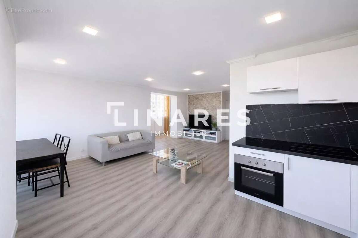 Appartement à MARSEILLE-9E