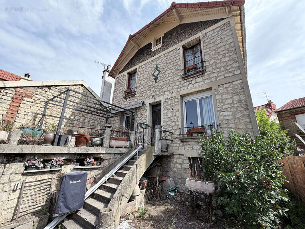 Maison à JOINVILLE-LE-PONT
