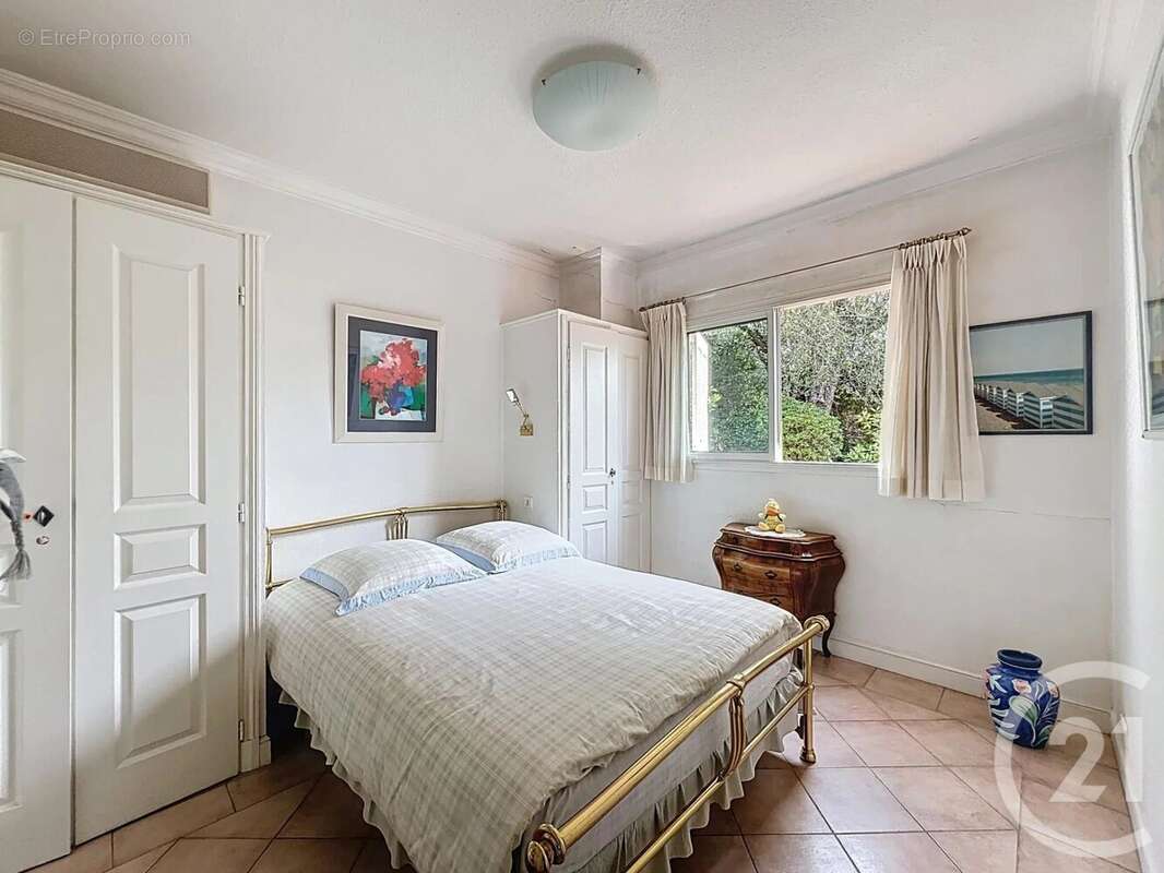 Maison à MOUGINS