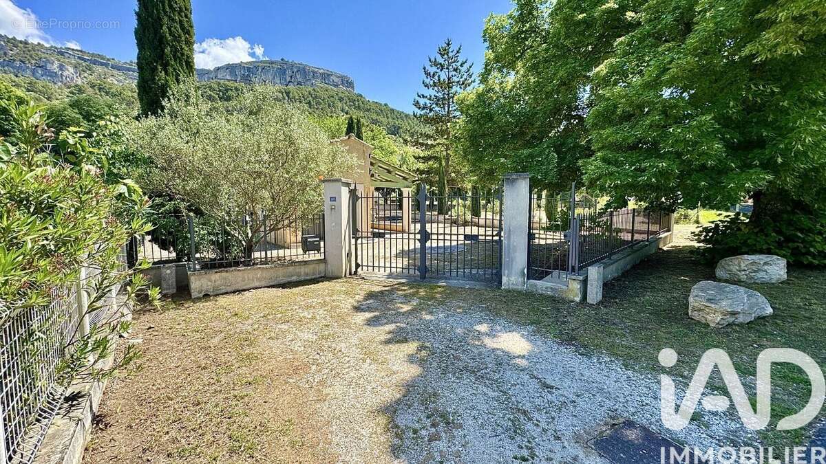 Photo 4 - Maison à FONTAINE-DE-VAUCLUSE