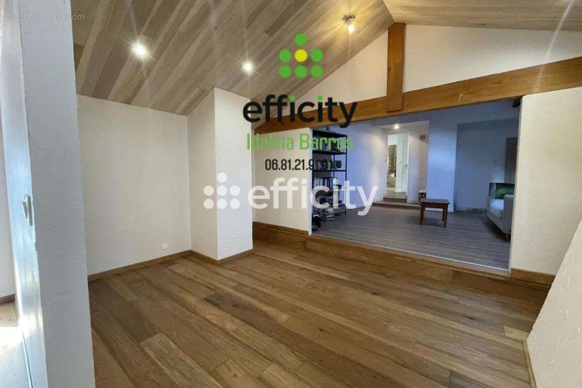 Maison à SAINT-AMANT-DE-BOIXE