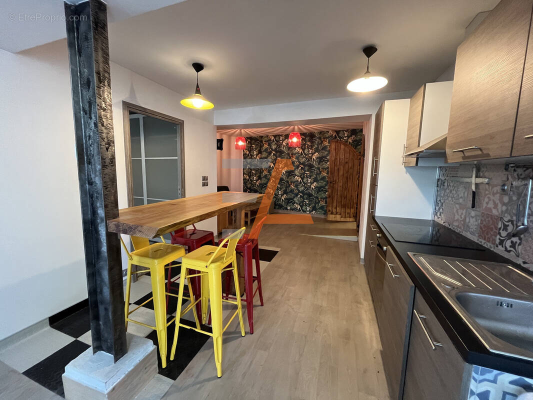 Appartement à SAINT-ETIENNE