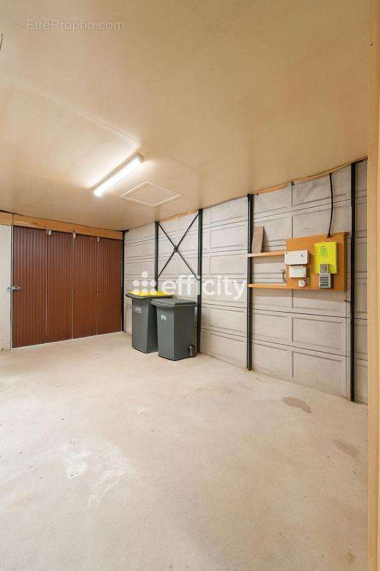 Maison à LUSSAC-LES-CHATEAUX