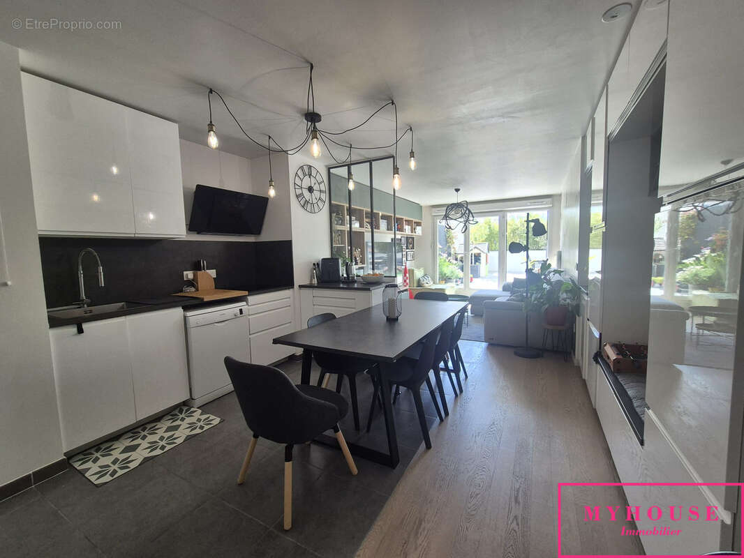 Appartement à BAGNEUX
