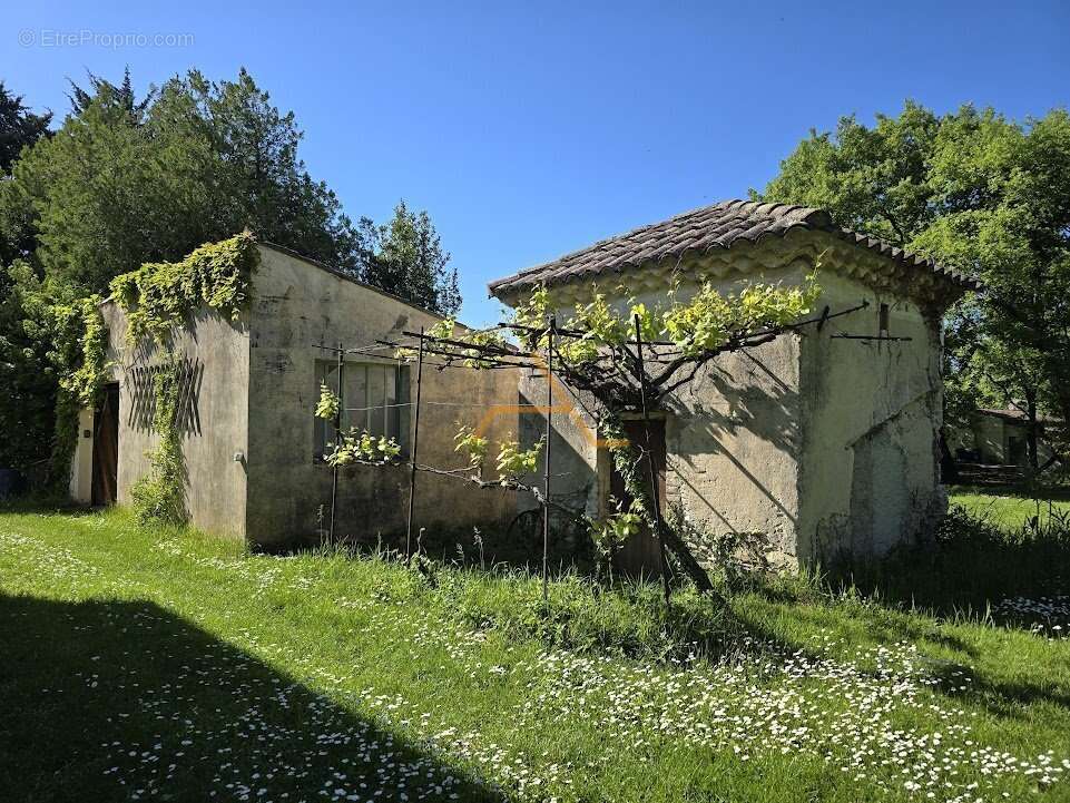 Maison à LA BEGUDE-DE-MAZENC