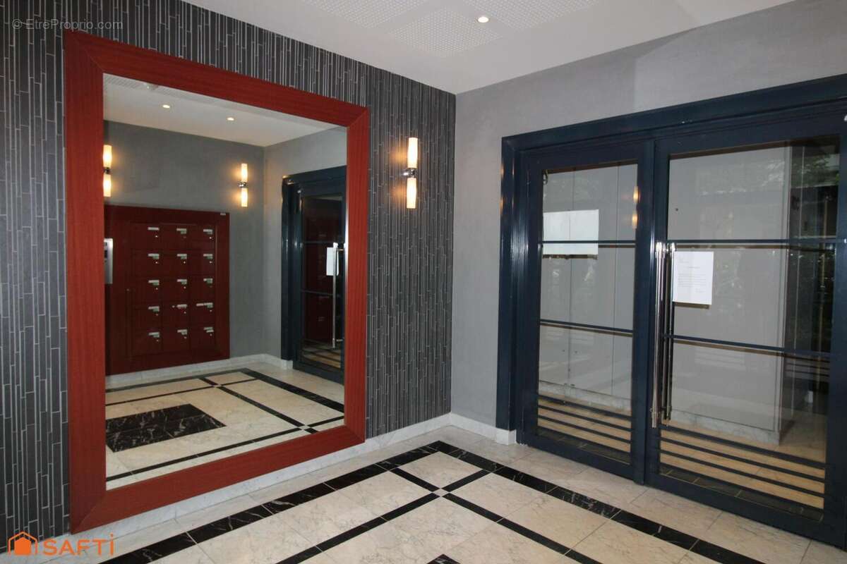 Photo 2 - Appartement à BOURG-LA-REINE