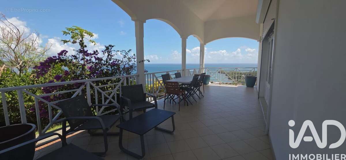 Photo 2 - Maison à LE ROBERT