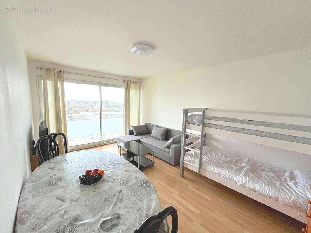 Appartement à RIS-ORANGIS