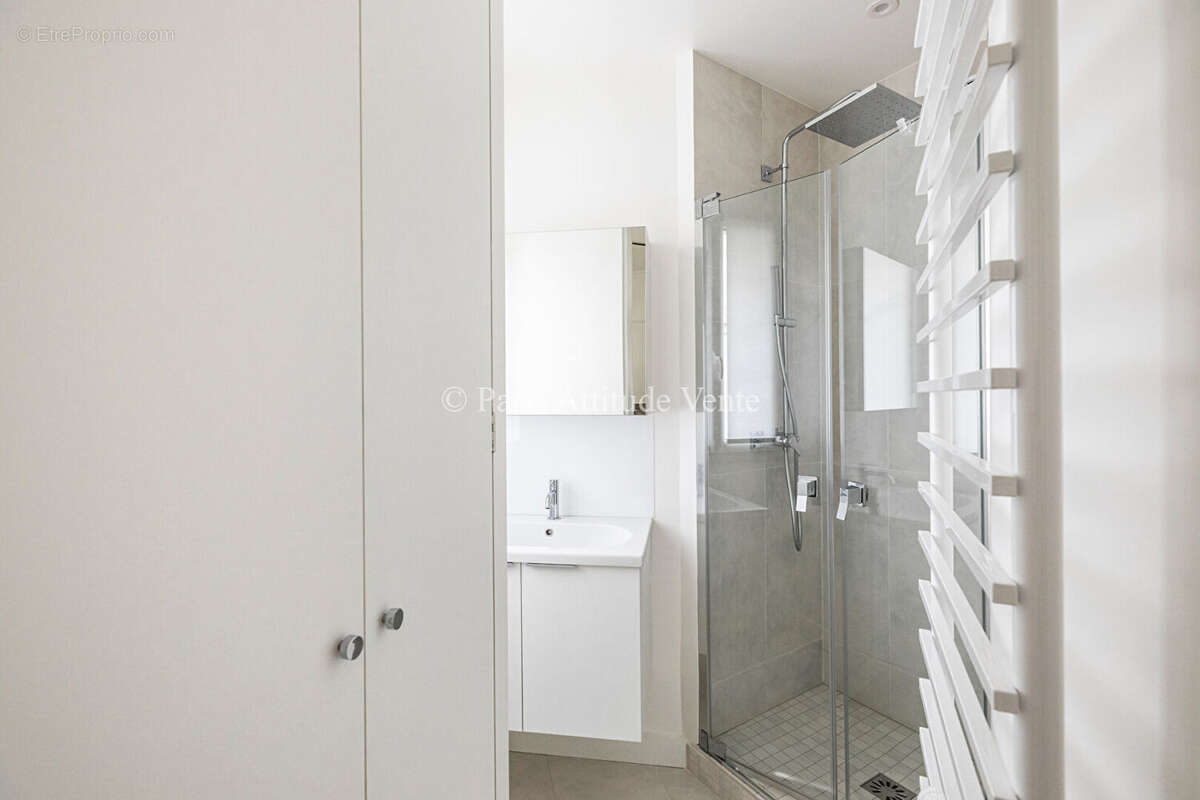 Appartement à PARIS-9E