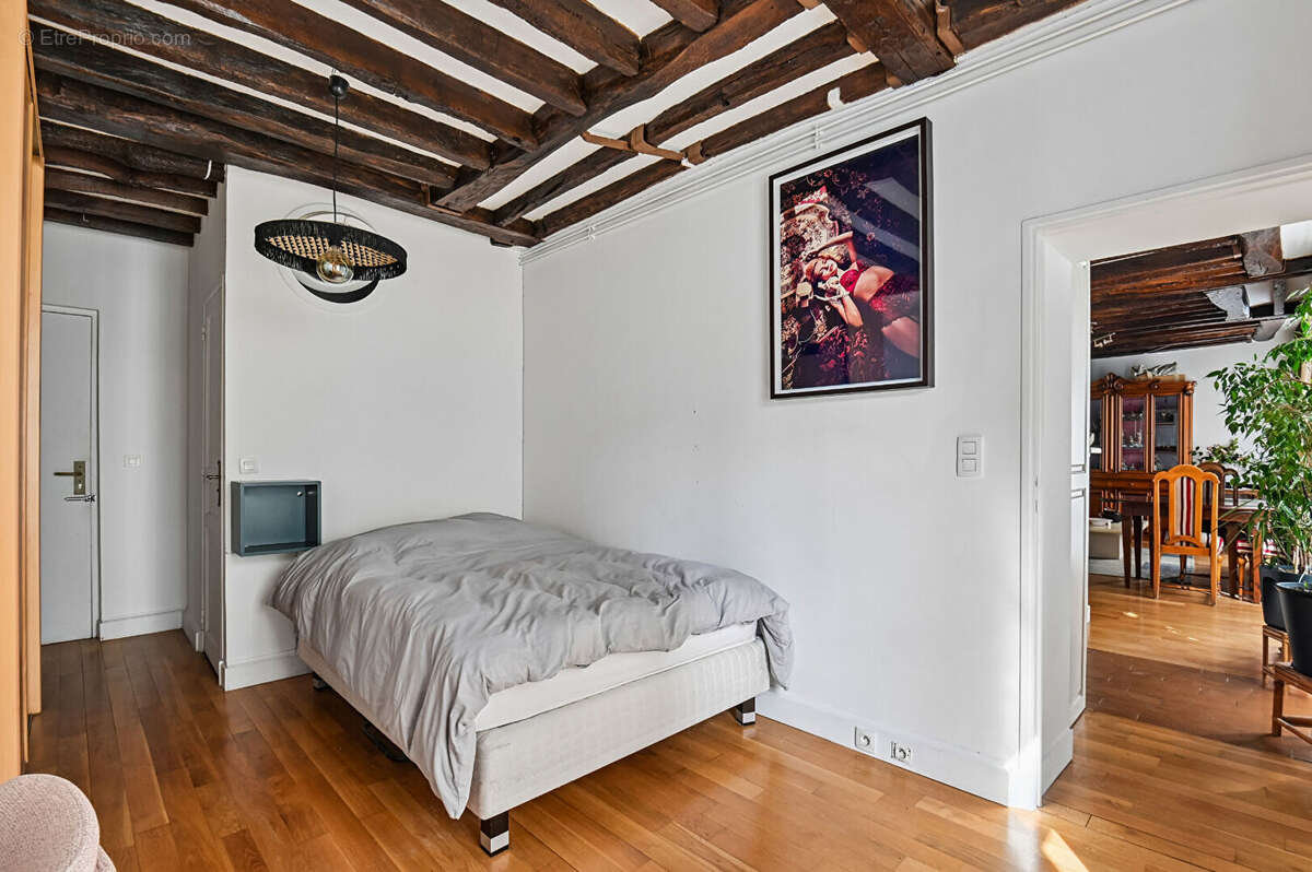 Appartement à PARIS-5E
