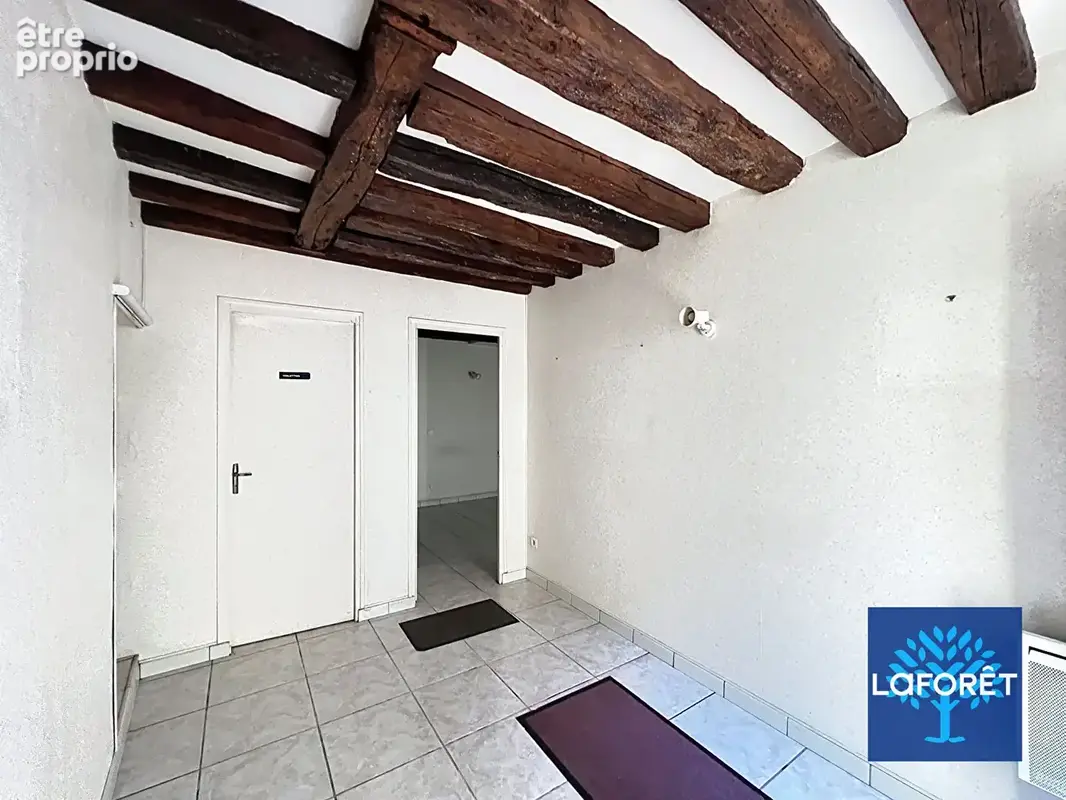 Local d'activité/ bureau La Ferte Alais - 31m², 1 place de parking privative - photo 5