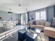 Appartement à EZANVILLE