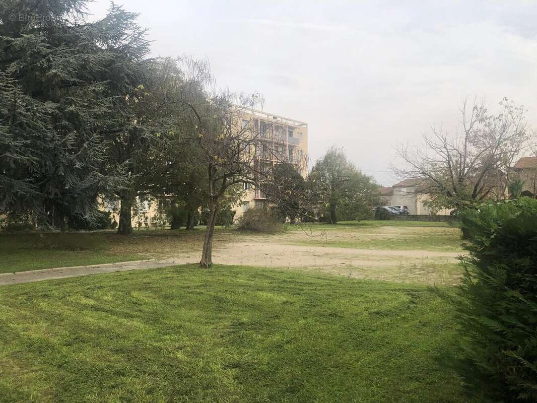 Appartement à BOURG-LES-VALENCE