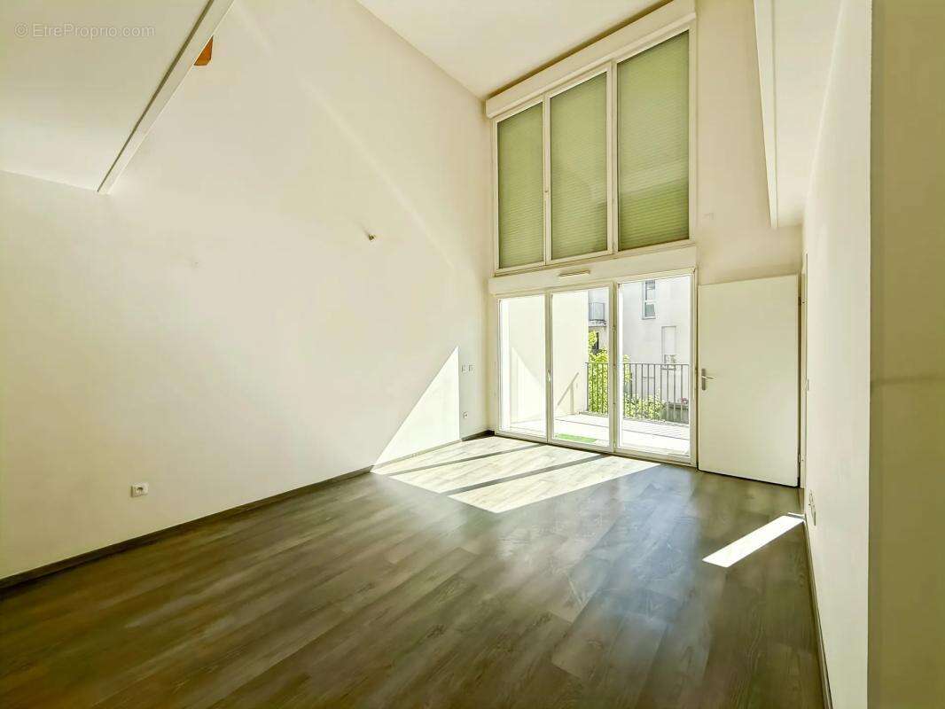 Appartement à RIS-ORANGIS