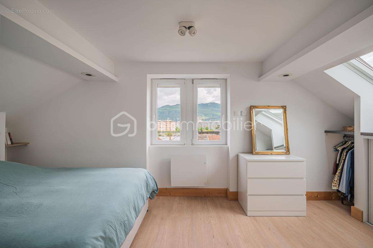 Appartement à AIX-LES-BAINS