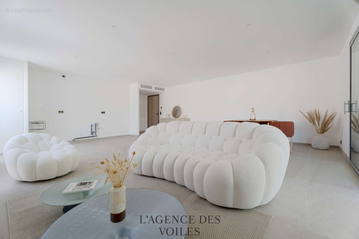 T3 de 97m2 dans le centre de Sanary-sur-mer - photo 4