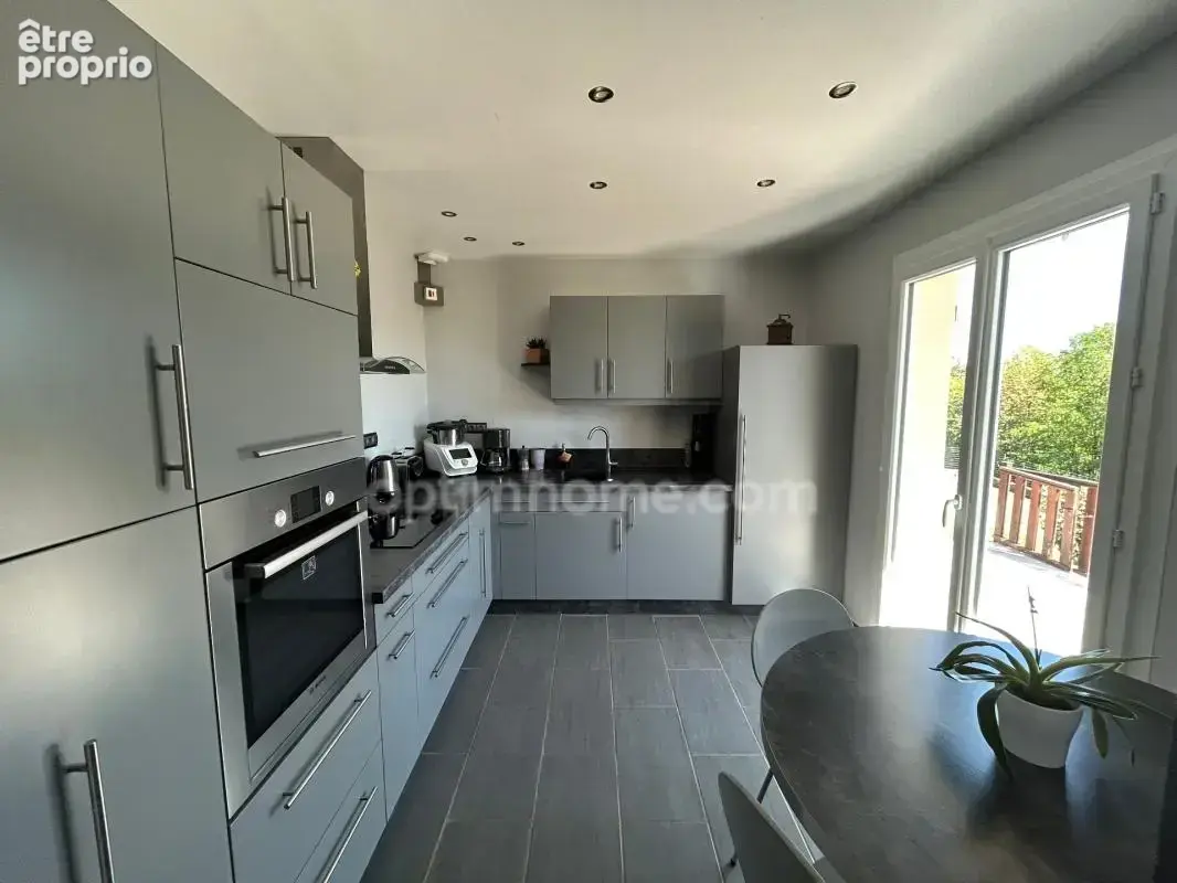 Maison à vendre de 85 m² sur terrain de 1 202 m² - Belmont (38) - photo 4