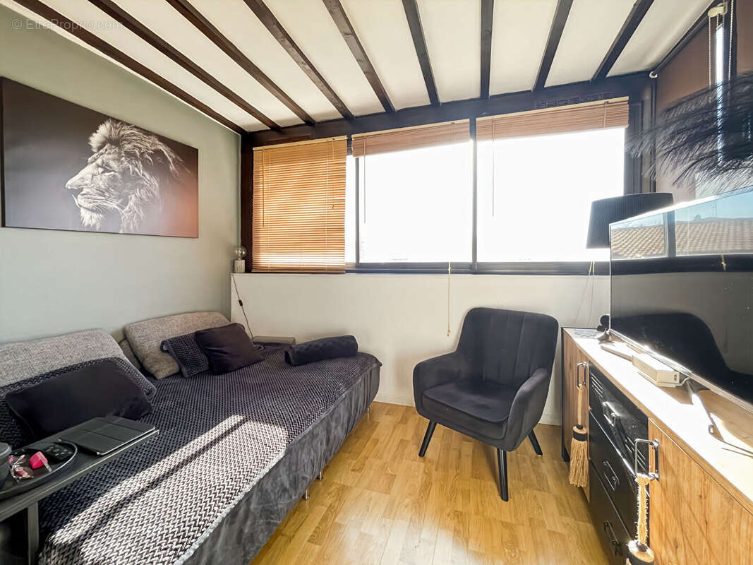 Appartement à SAUSSET-LES-PINS