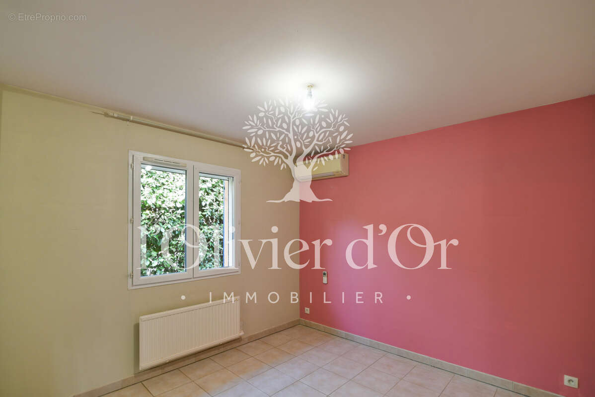 Maison à VAISON-LA-ROMAINE