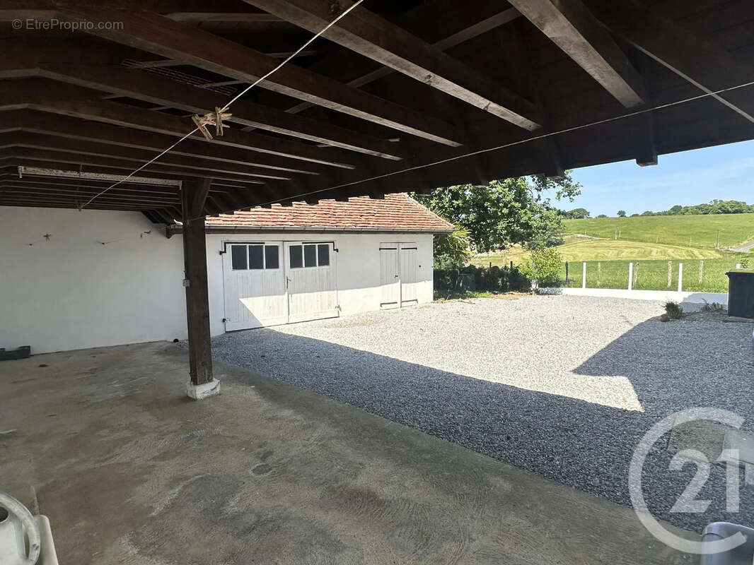 Maison à SAUVETERRE-DE-BEARN