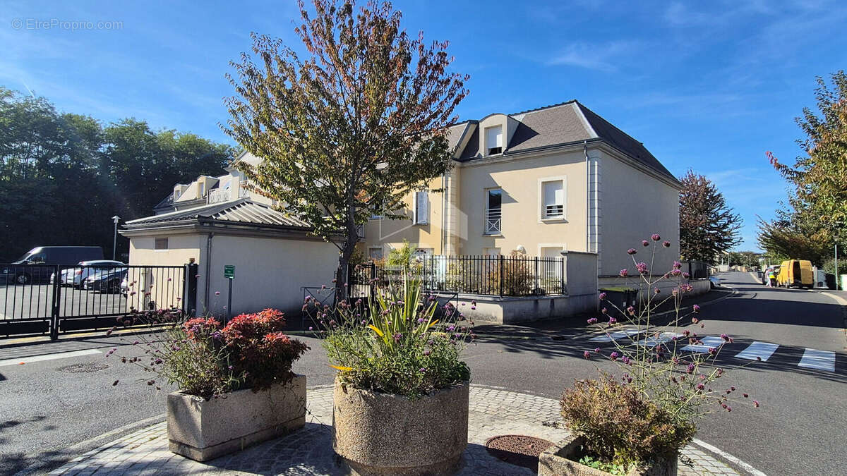 Appartement à BRIE-COMTE-ROBERT