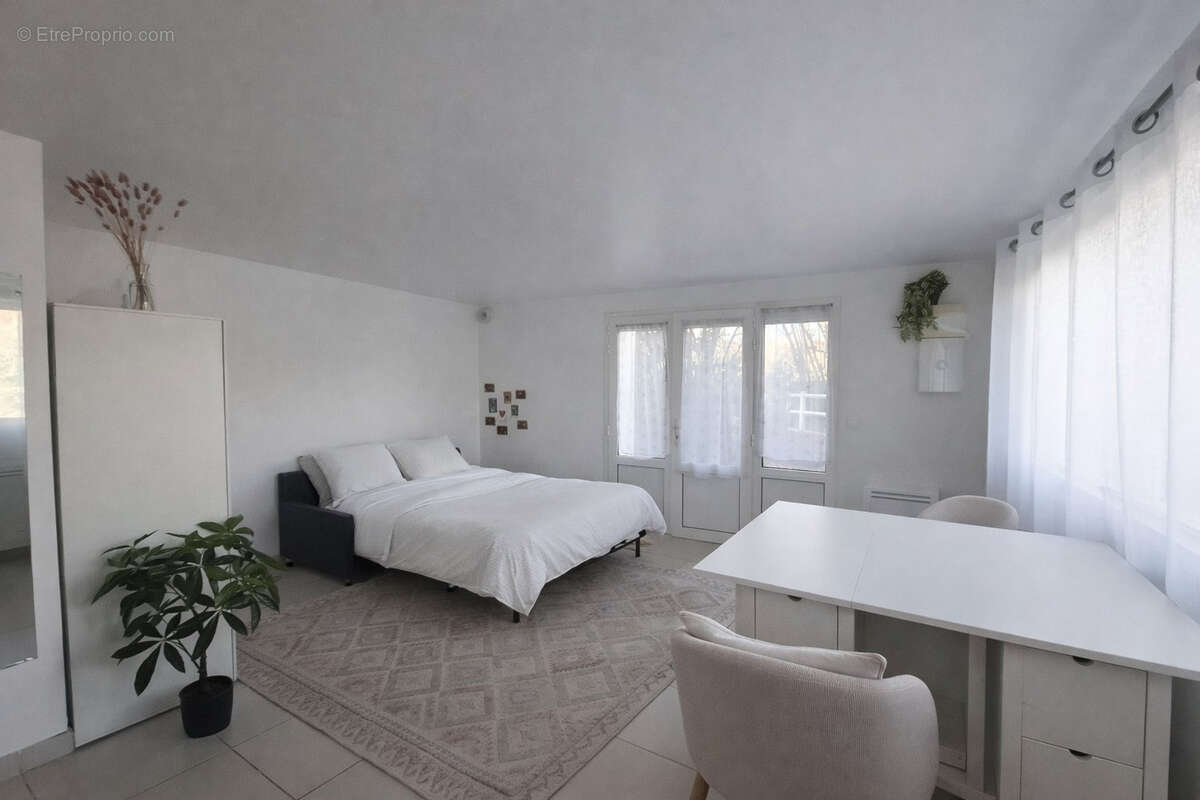 Appartement à GIF-SUR-YVETTE