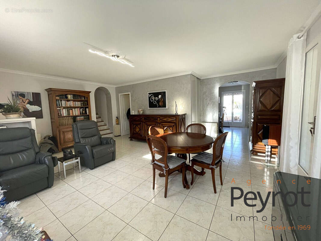 Maison à TORREILLES