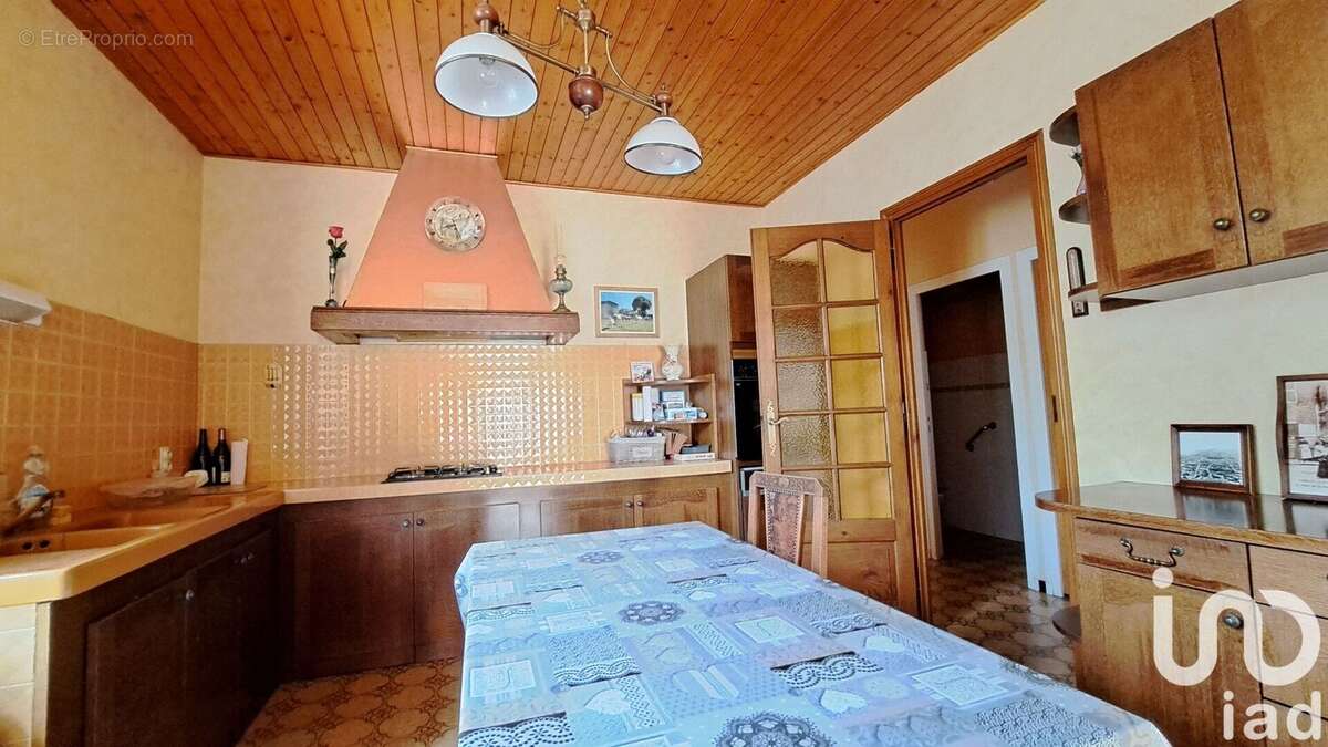 Photo 8 - Maison à SARRAS