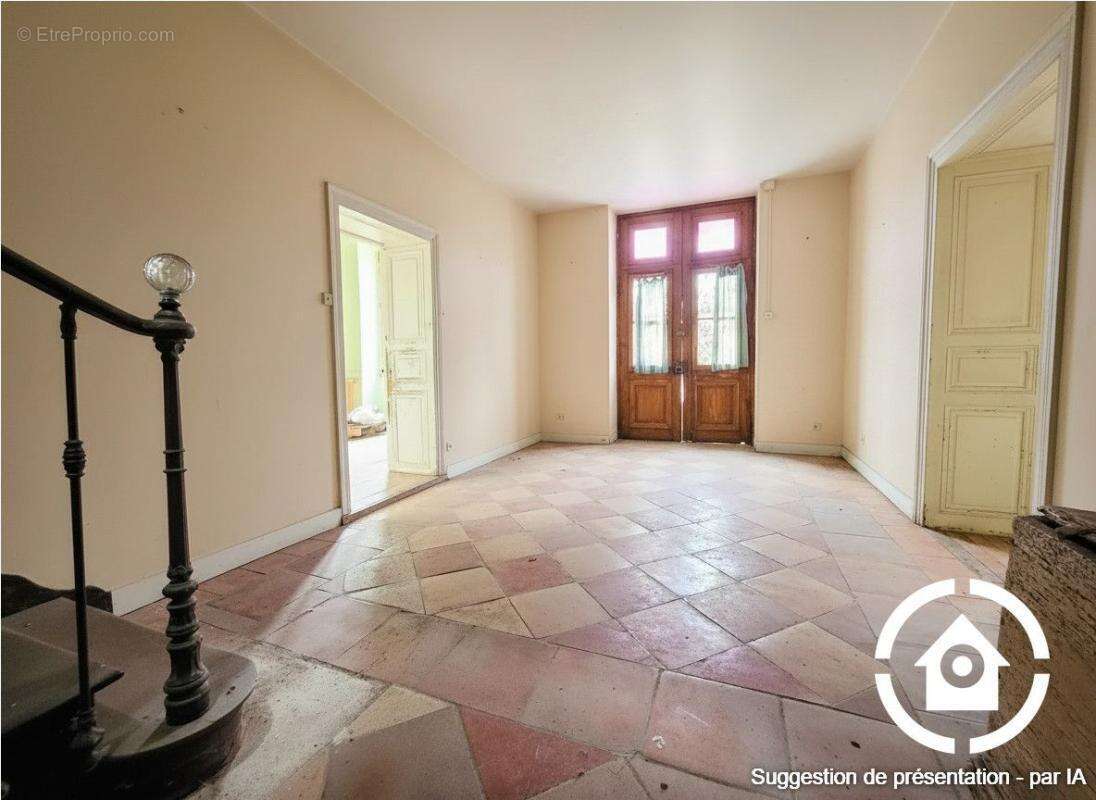 ? Maison de maître à rénover - 200 m² habitables - D? - photo 10