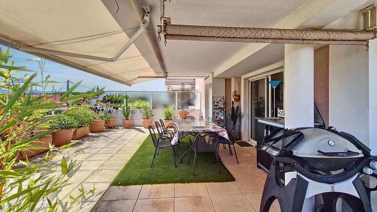 Appartement à FREJUS