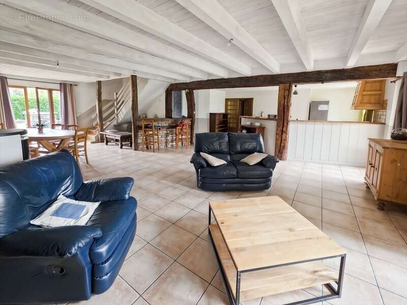 Maison à SAVIGNY-EN-REVERMONT