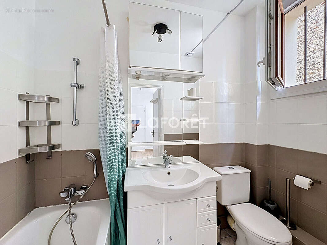Appartement à ENGHIEN-LES-BAINS