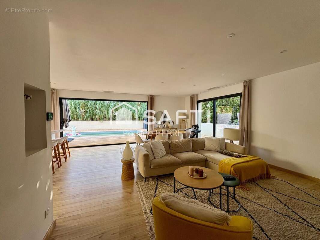 Photo 2 - Maison à MOUSSAN