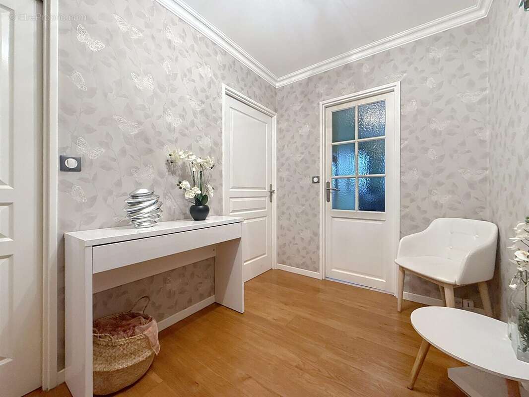 Appartement à CHENNEVIERES-SUR-MARNE