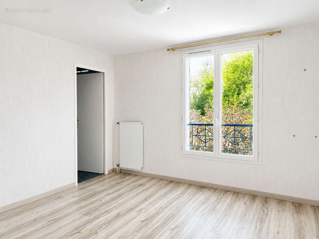 Maison familiale de 5 chambres située dans le quartier des Femmes Savantes - photo 8