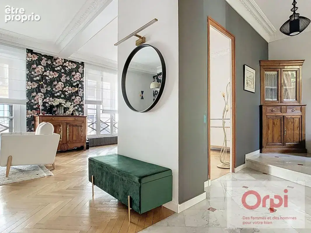 VANVES SAINT-REMY Maison 7 pièces 4 chambres 188 m² - photo 4