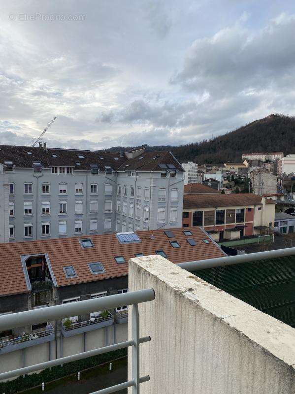 Appartement à SAINT-ETIENNE