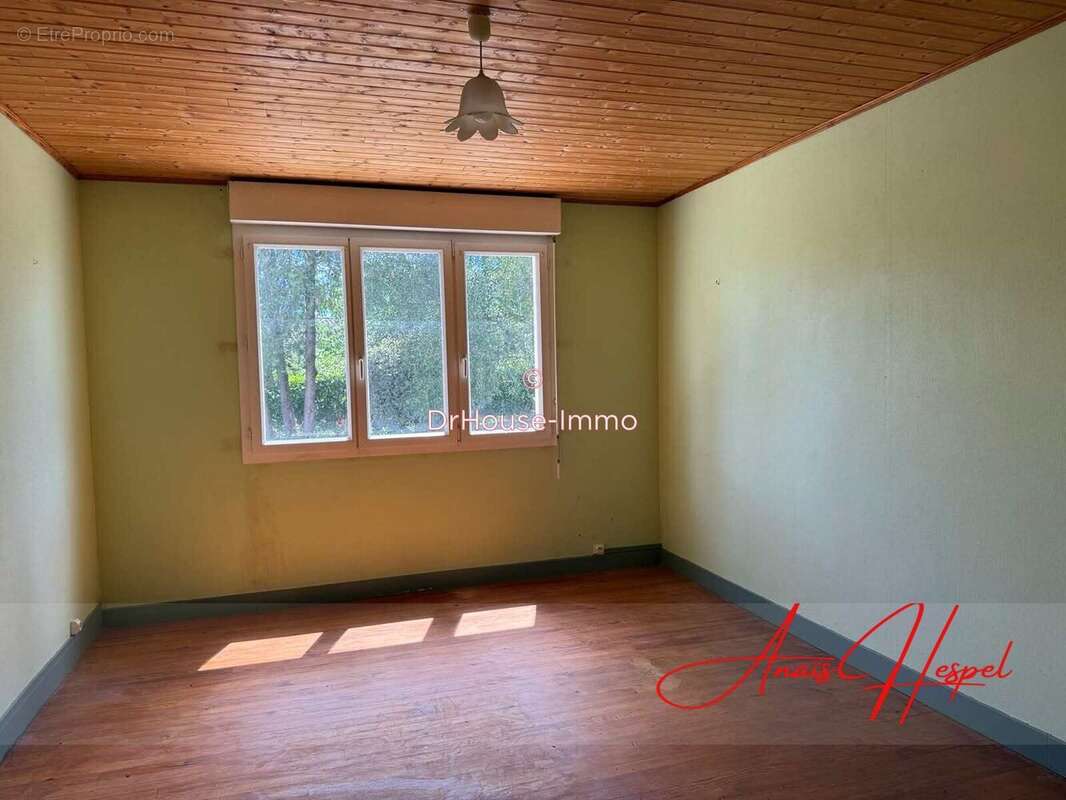 Maison 139 m² à Sauveterre-De-Guyenne  - photo 8
