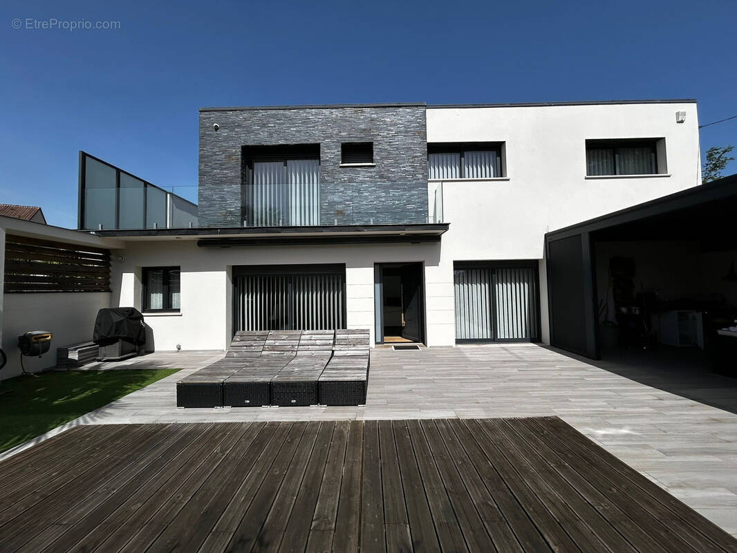 Maison à ORMESSON-SUR-MARNE