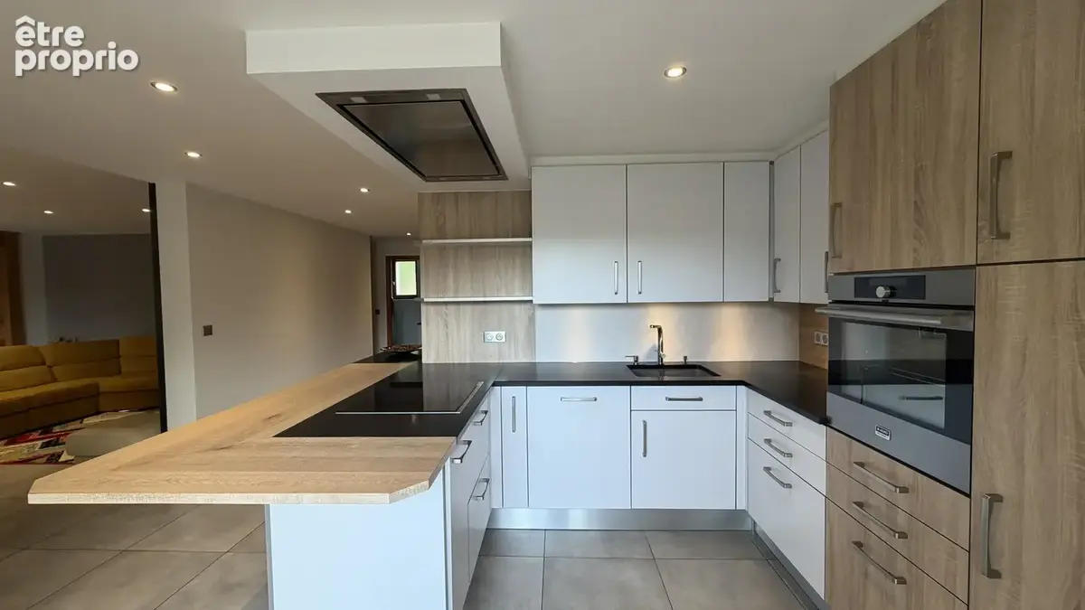 Maison 7 pièces 162 m² à vendre à La Balme-De-Sillingy (74330) - photo 3
