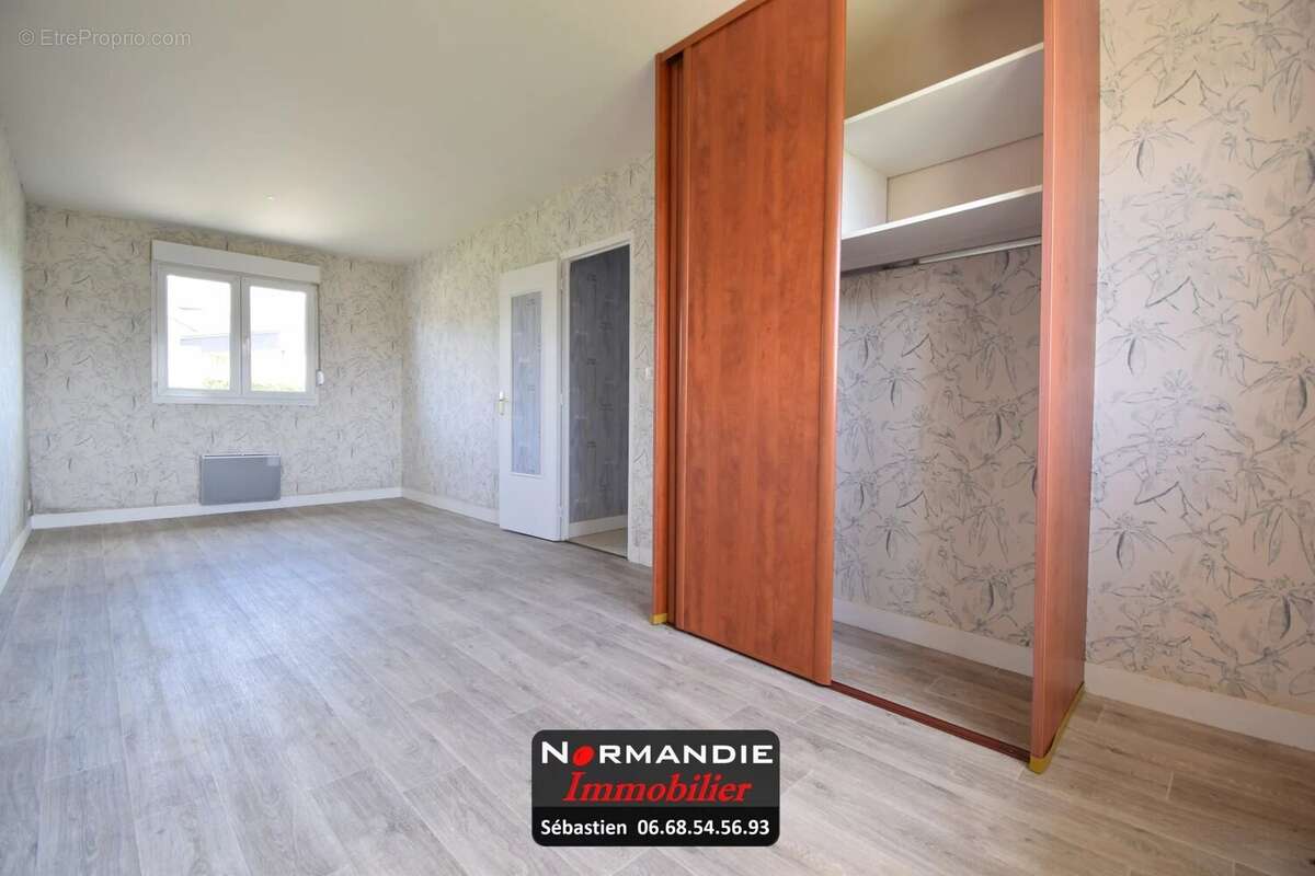 Maison à DOUDEVILLE