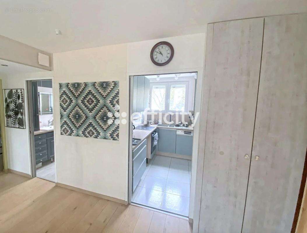 Appartement à LYON-9E