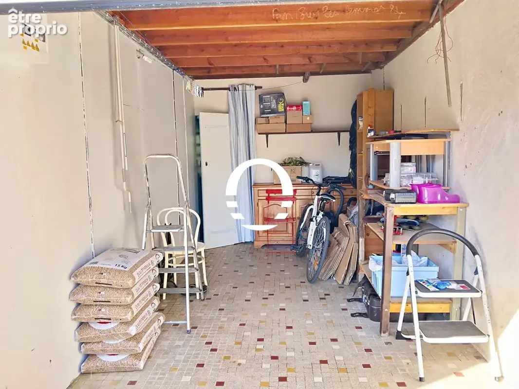 Au centre de La Plaine Sur Mer, commerces à pied - photo 10