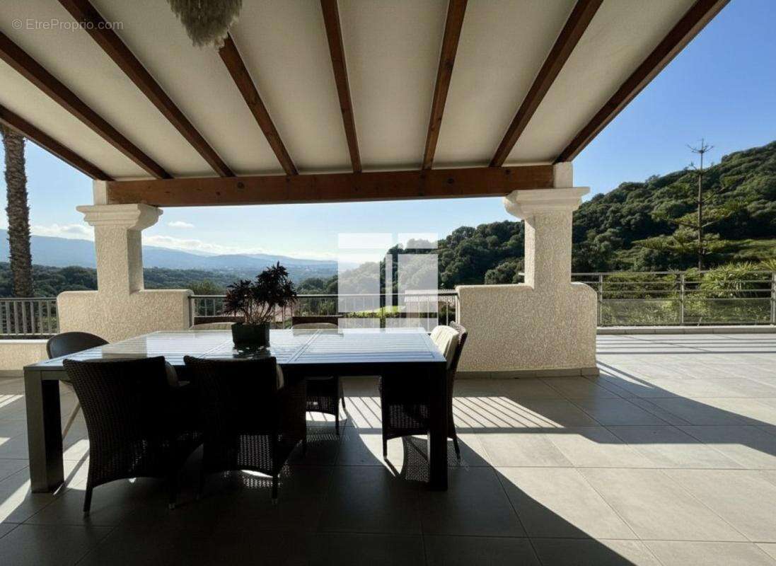 Maison à BASTELICACCIA