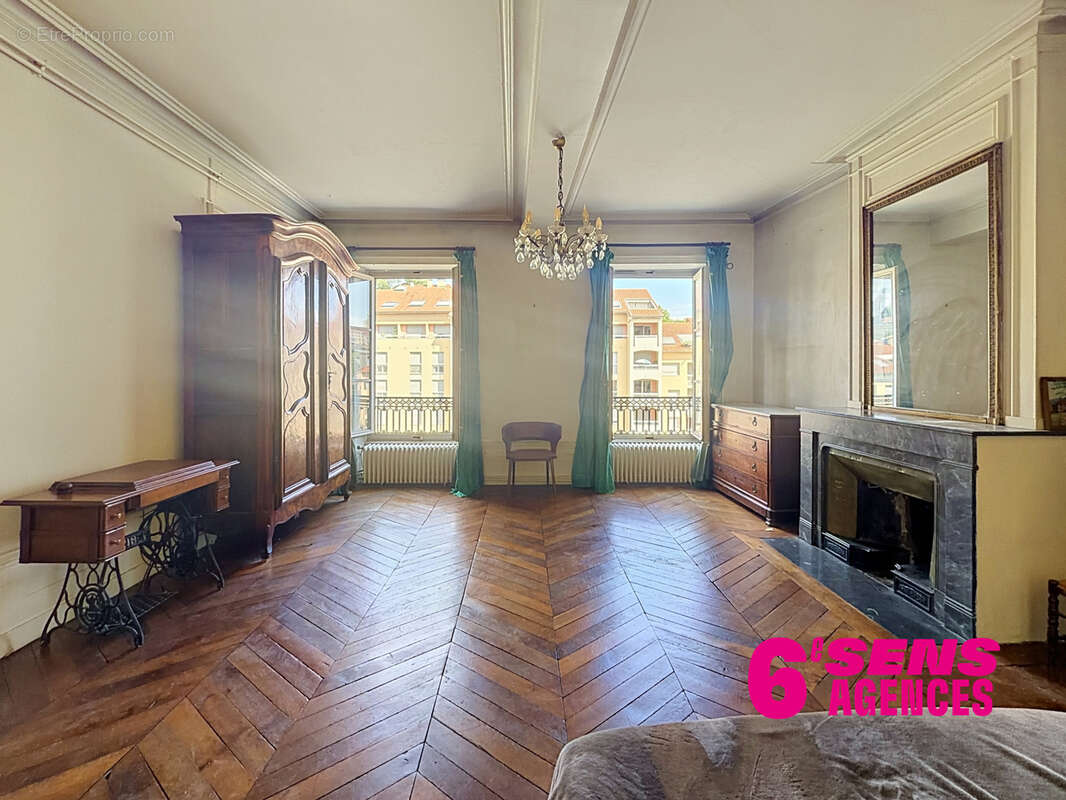 Appartement à LYON-5E