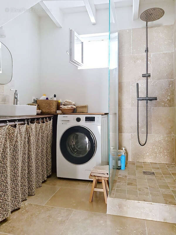 Maison en pierre rénovée avec annexe et bel extérieur, cœur de village - 33790 Pellegrue - photo 7